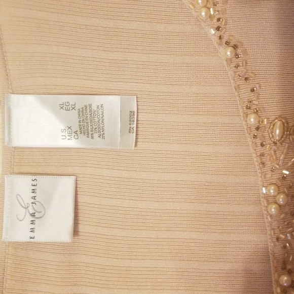 Sweater - Picture 3 of 6